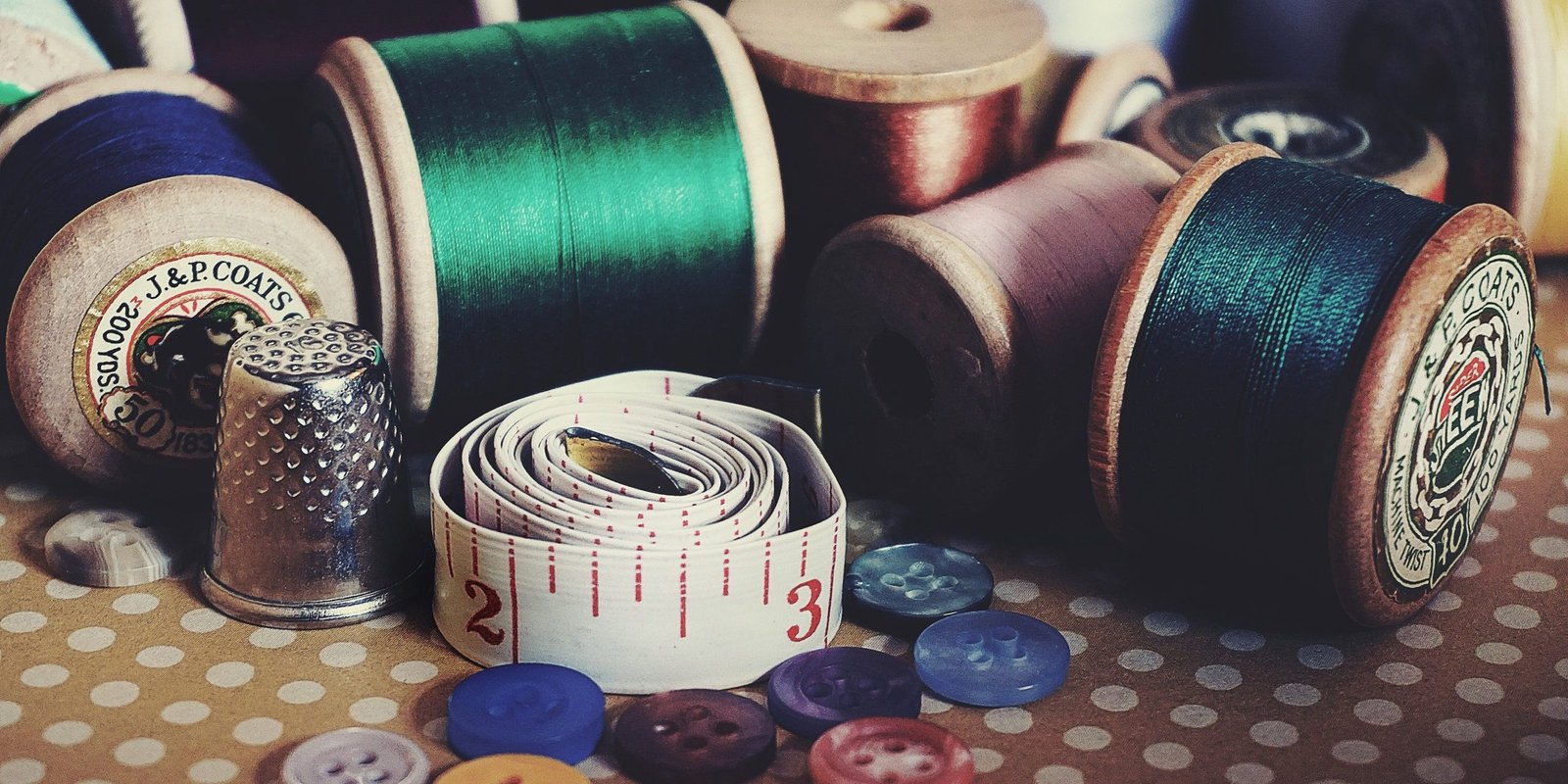arts-and-crafts-bobbin-buttons-1 arts-and-crafts-bobbin-buttons-1